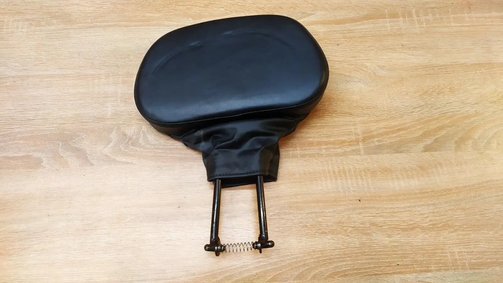 Harley Davidson Front Driver Sissy Bar / Backrest 