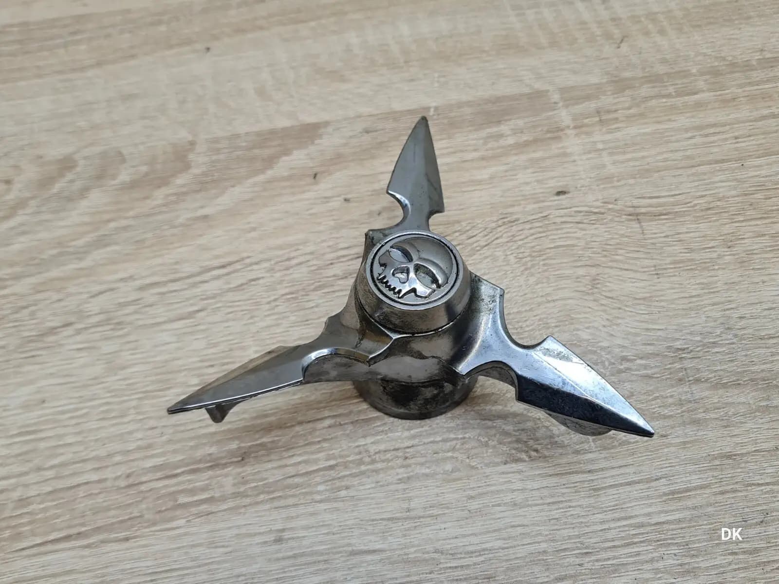 Harley Davidson Spun Blade Spinning Axle Cap with Zombie Center (PLASTIC)