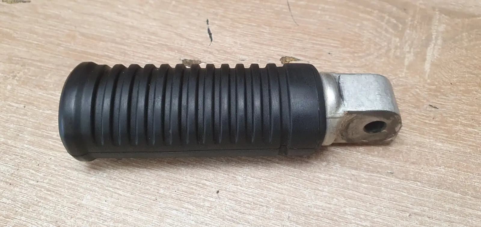 Harley Davidson Softail M8 Right Rear Footrest Rear Foot Peg Rest