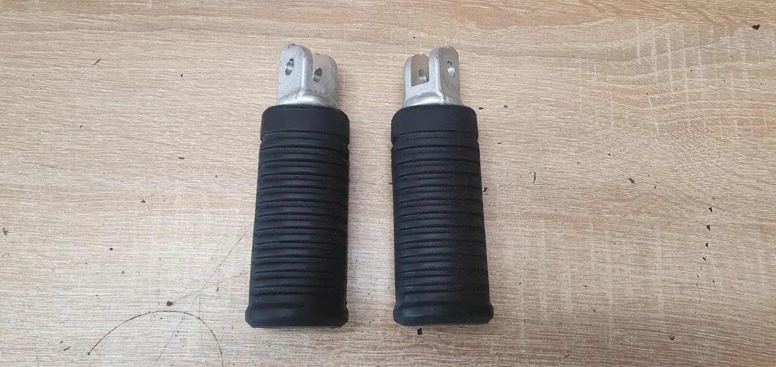 Harley Davidson 2018 Softails FXLRS Front Footrest / Peg
