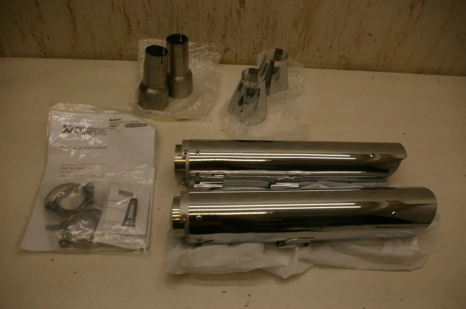 Harley-Davidson Sportster XL1200 T S - HDSPSO4-HC Akrapovic Exhausts / Muffler